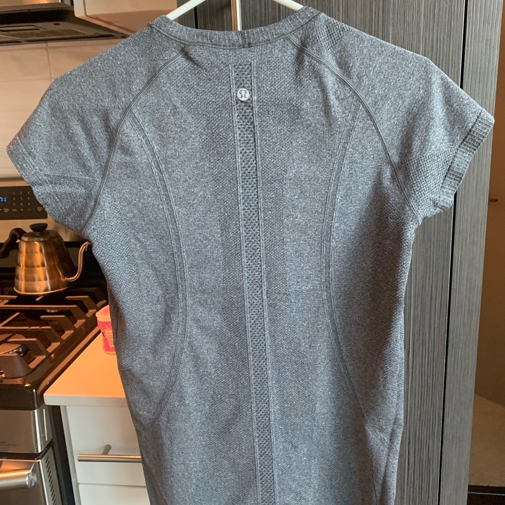 Lululemon Swiftly Tee